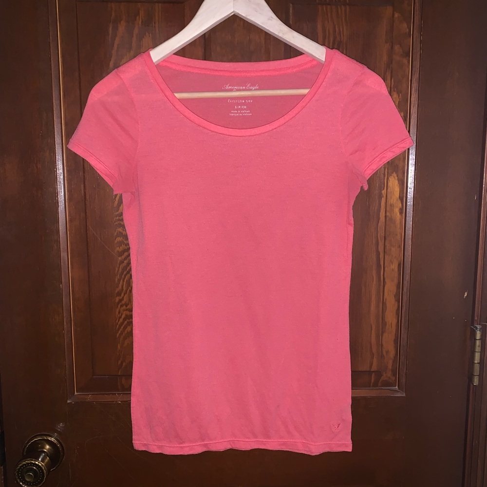 American Eagle Basic Light Red Favorite Tee